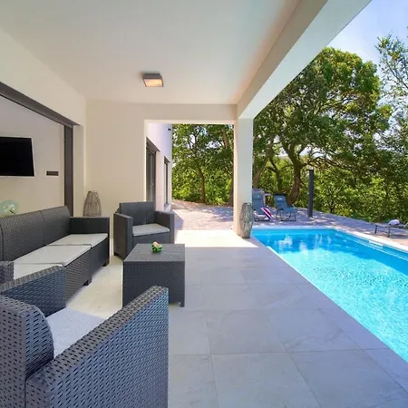 빌라 Modruna Grižane